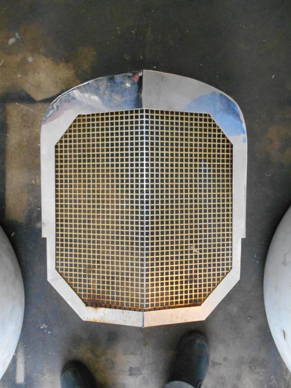 Image may have been reduced in size. Click image to view fullscreen.